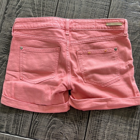 Pink jean shorts - Picture 2 of 3